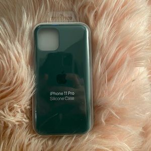 • iPhone 11 Silicone Case •